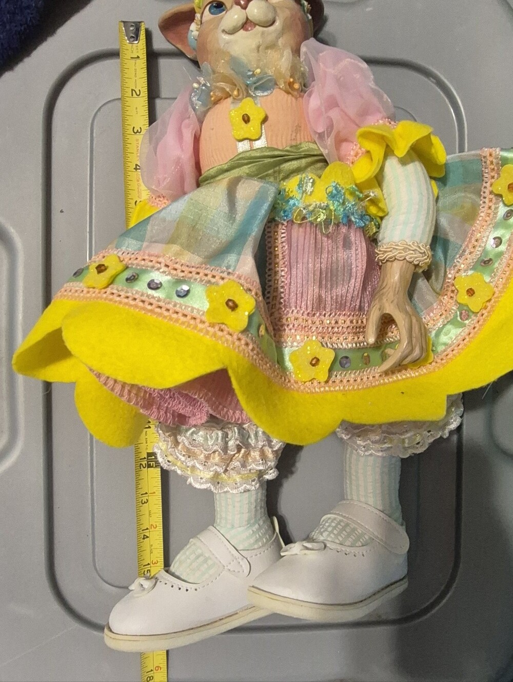 Decorative Rabbit Figurine Colorful - Easter - Picture 5 of 13